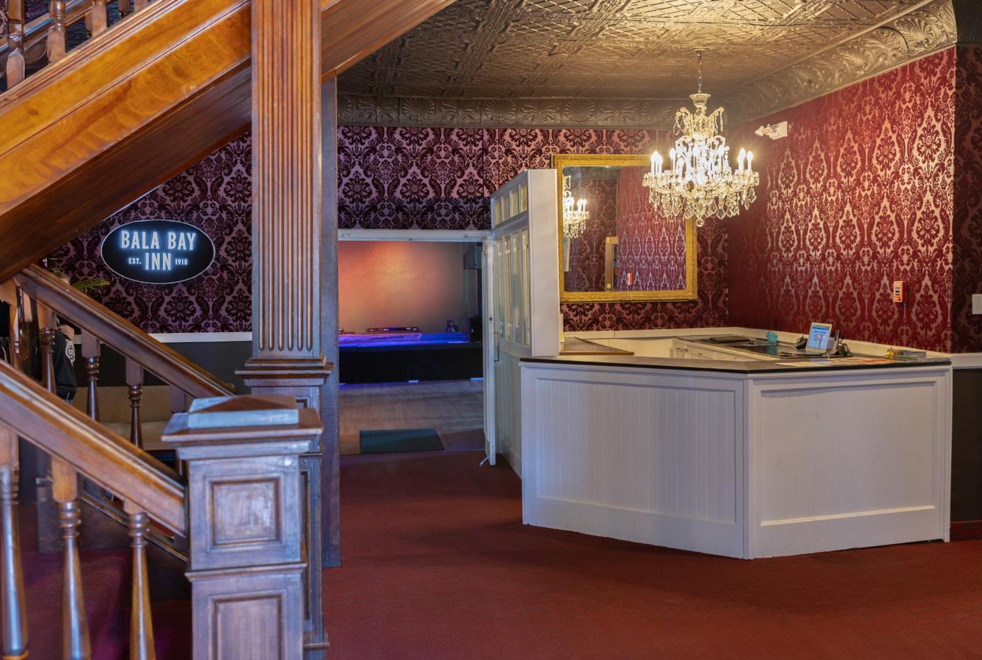 The Bala Bay Inn Екстер'єр фото